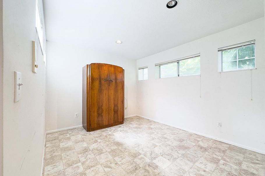 3630 Cambridge Street Vancouver, BC - 27