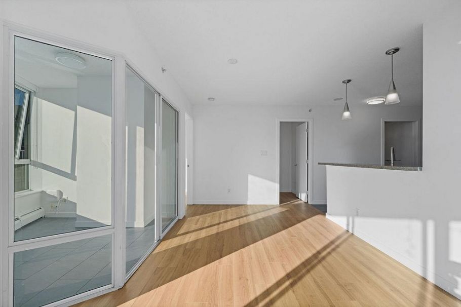 602 58 Keefer Place Vancouver, BC - 6