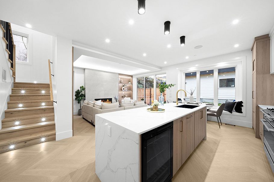 2 1967 E 13th Avenue Vancouver, BC - 5