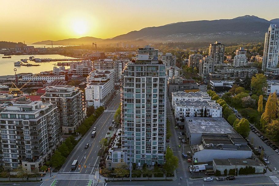 2102 188 E Esplanade Street North Vancouver, BC - 9