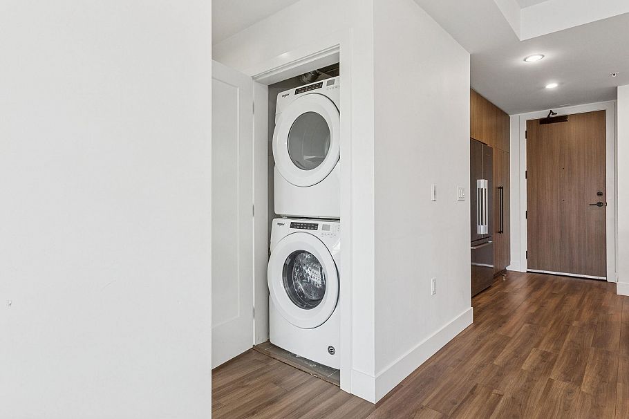 405 6933 Cambie Street Vancouver, BC - 23