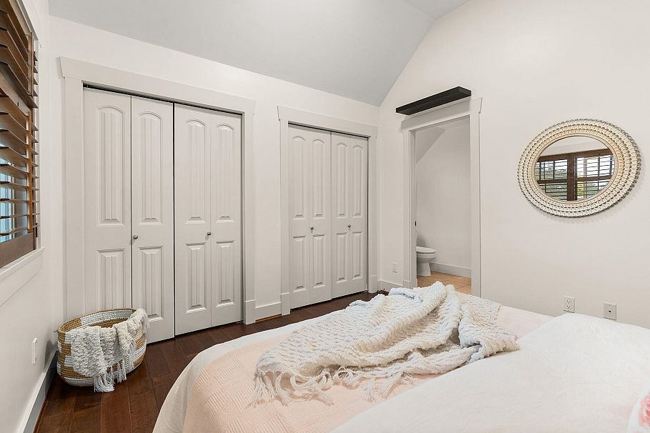 1881 W 13th Avenue Vancouver, BC - 25