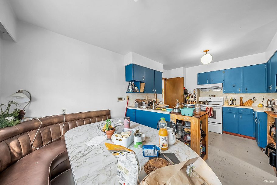 744 E 19th Avenue Vancouver, BC - 13