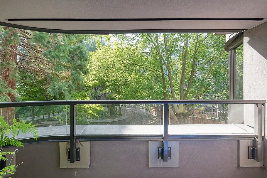 41 1425 Lamey's Mill Road Vancouver, BC - 4