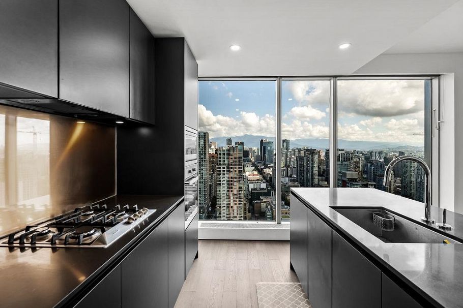 4208 1480 Howe Street Vancouver, BC - 37