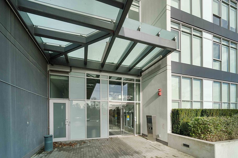 808 3581 E Kent Avenue North Vancouver, BC - 3
