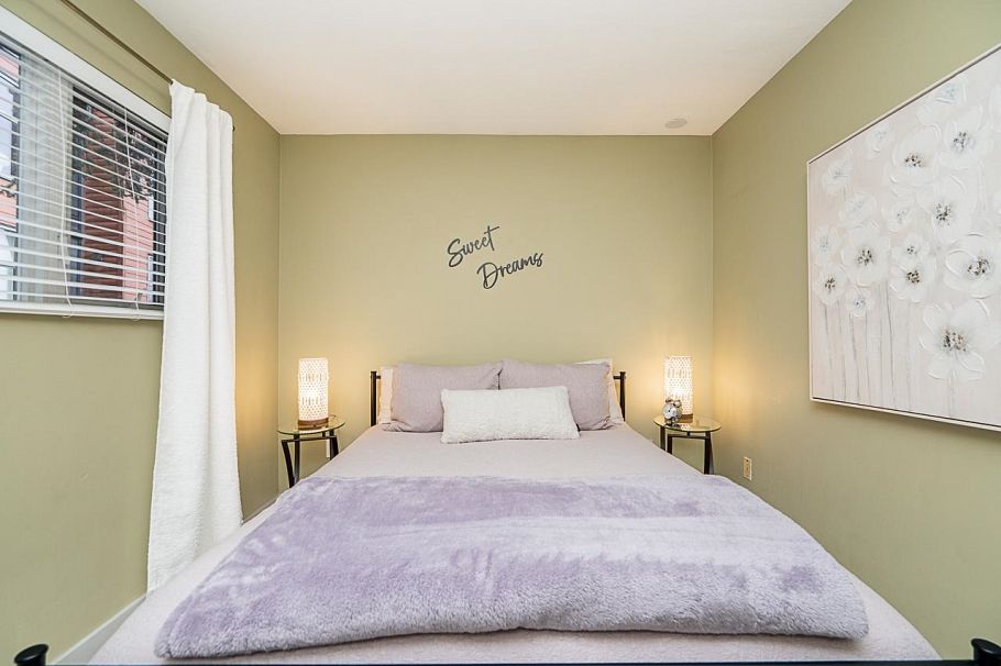 51 870 W 7th Avenue Vancouver, BC - 16