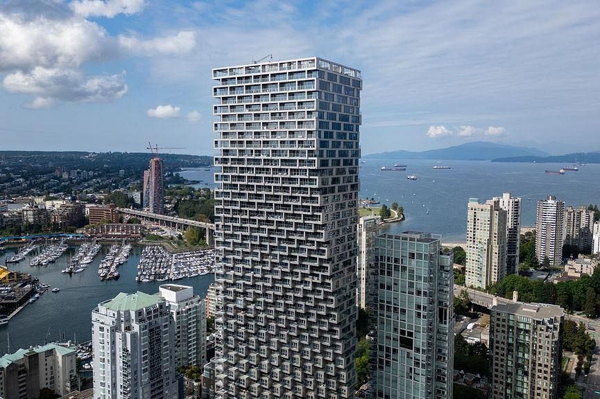 4208 1480 Howe Street Vancouver, BC - 33