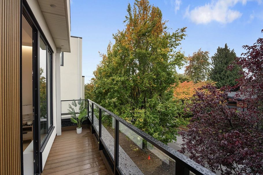 2 8226 Adera Street Vancouver, BC - 9