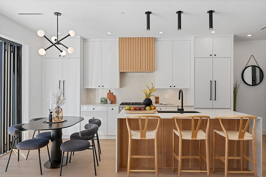 2 2846 W 12th Avenue Vancouver, BC - 12