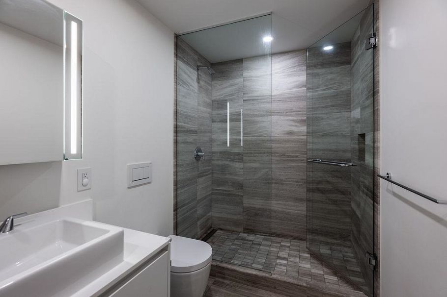 4208 1480 Howe Street Vancouver, BC - 11