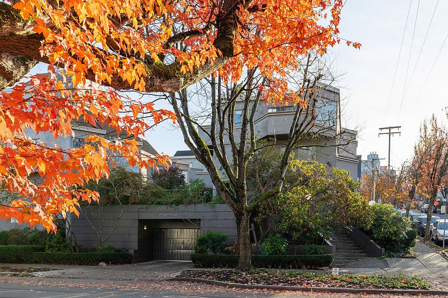 51 870 W 7th Avenue Vancouver, BC - 1