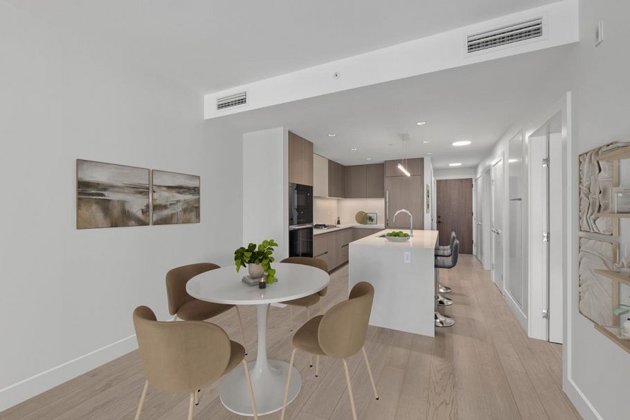 306 3636 W 39th Avenue Vancouver, BC - 2