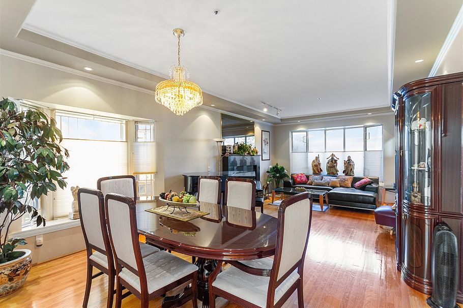 1028 W 51st Avenue Vancouver, BC - 5