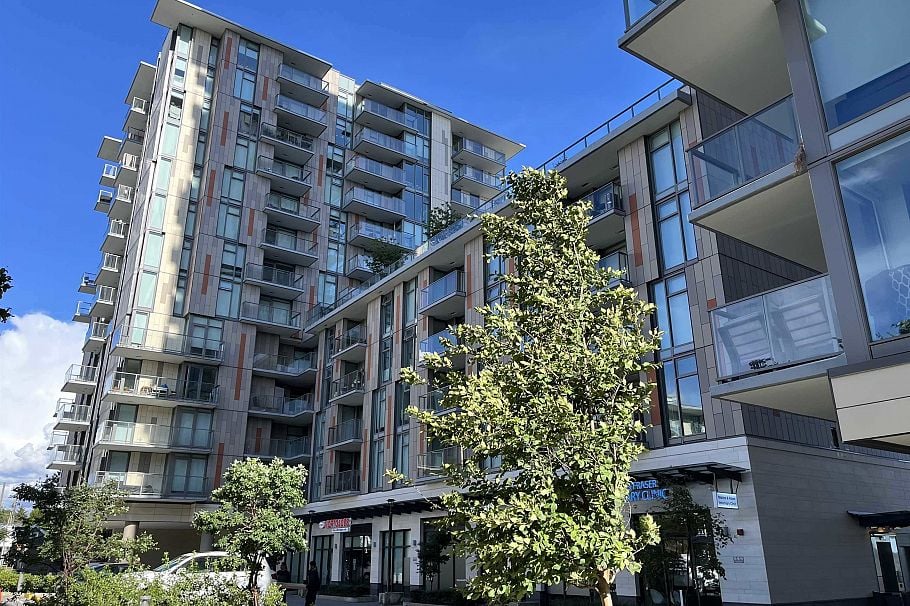 905 8181 Chester Street Vancouver, BC - 1