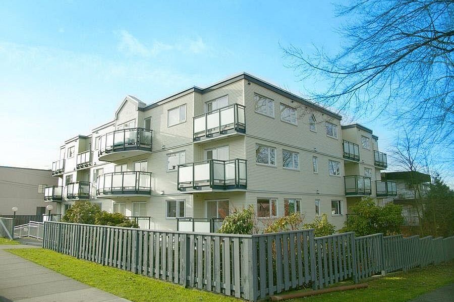 205 33 N TEMPLETON DRIVE, Vancouver BC V5L 3C9 Vancouver, BC - 1