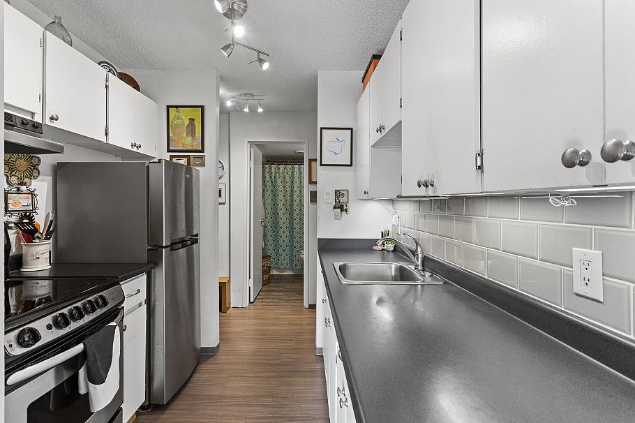 315 2012 Fullerton Avenue North Vancouver, BC - 7