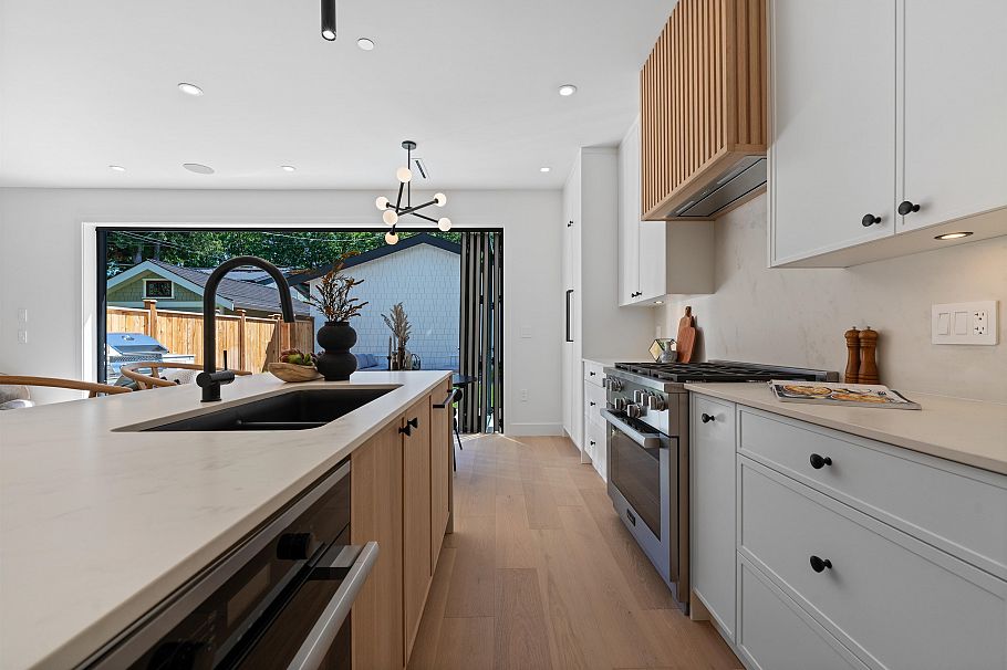 2 2846 W 12th Avenue Vancouver, BC - 13