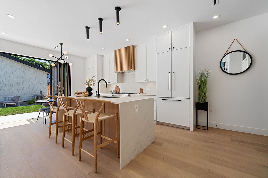 2 2846 W 12th Avenue Vancouver, BC - 11