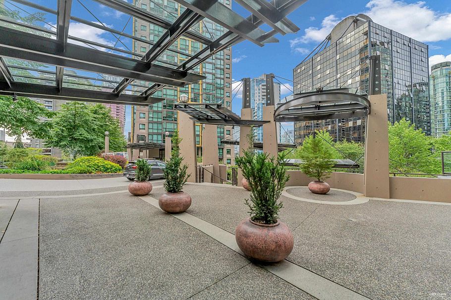 1905 1331 Alberni Street Vancouver, BC - 23