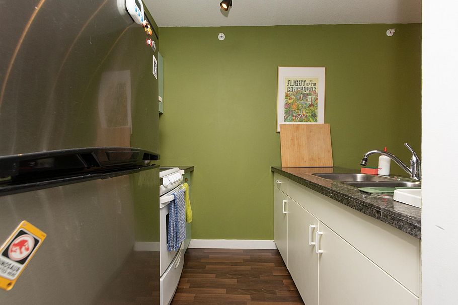 205 33 N TEMPLETON DRIVE, Vancouver BC V5L 3C9 Vancouver, BC - 7