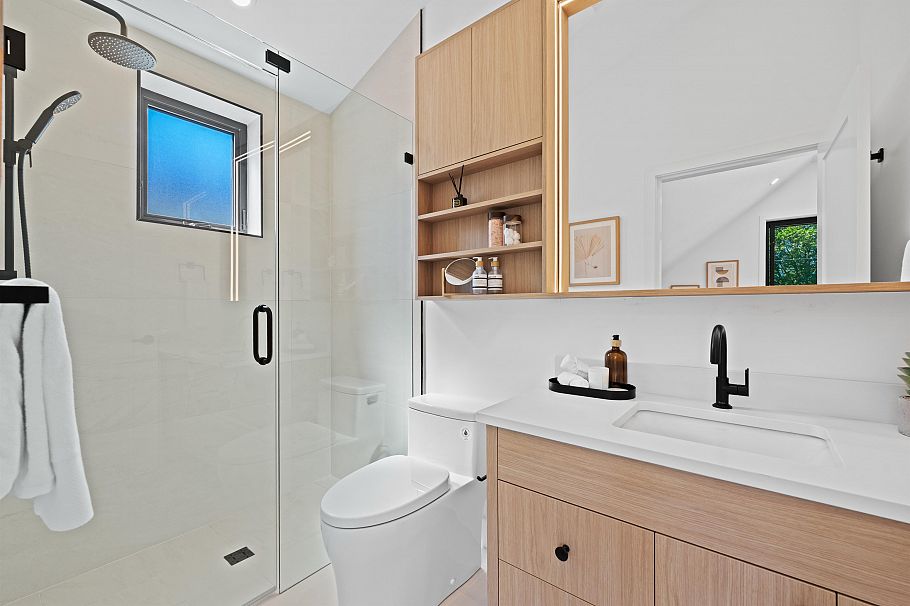 2 2846 W 12th Avenue Vancouver, BC - 31