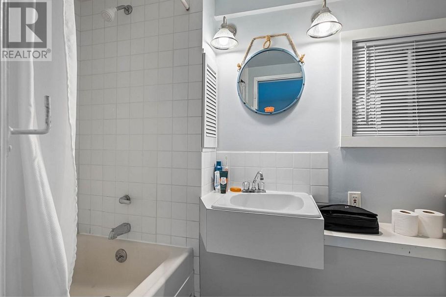 2621 PANORAMA DRIVE, North Vancouver BC V7G 1V7 North Vancouver, BC - 14