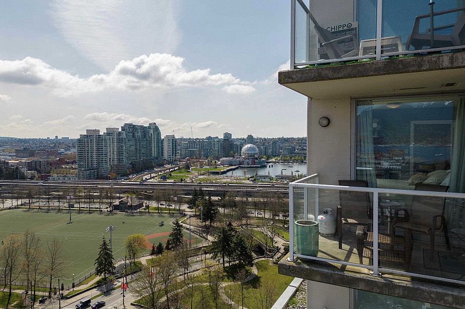 2107 550 Taylor Street Vancouver, BC - 16