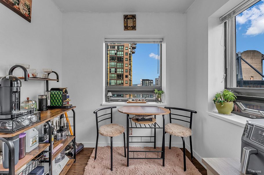 1905 1331 Alberni Street Vancouver, BC - 12