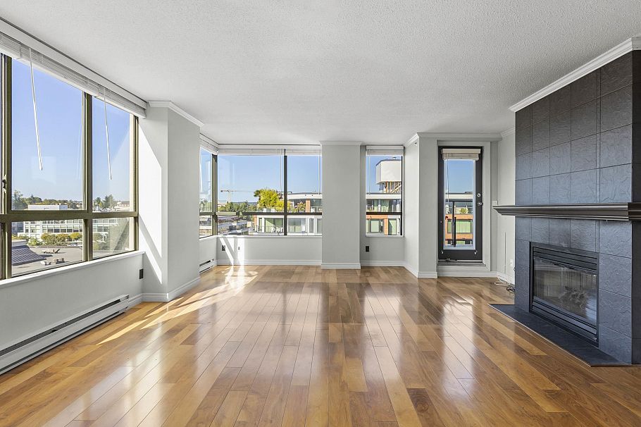 1103 2288 Pine Street Vancouver, BC - 1