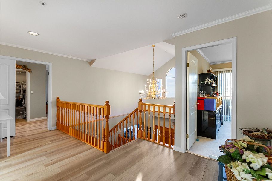 1028 W 51st Avenue Vancouver, BC - 12