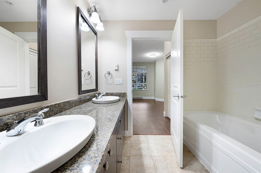 114 6279 Eagles Drive Vancouver, BC - 18