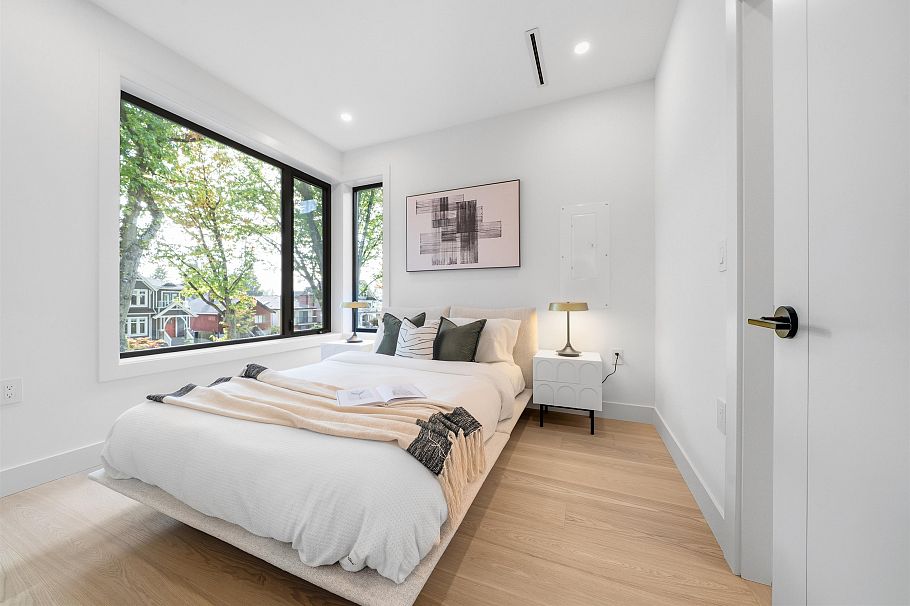 2493 Eton Street Vancouver, BC - 14