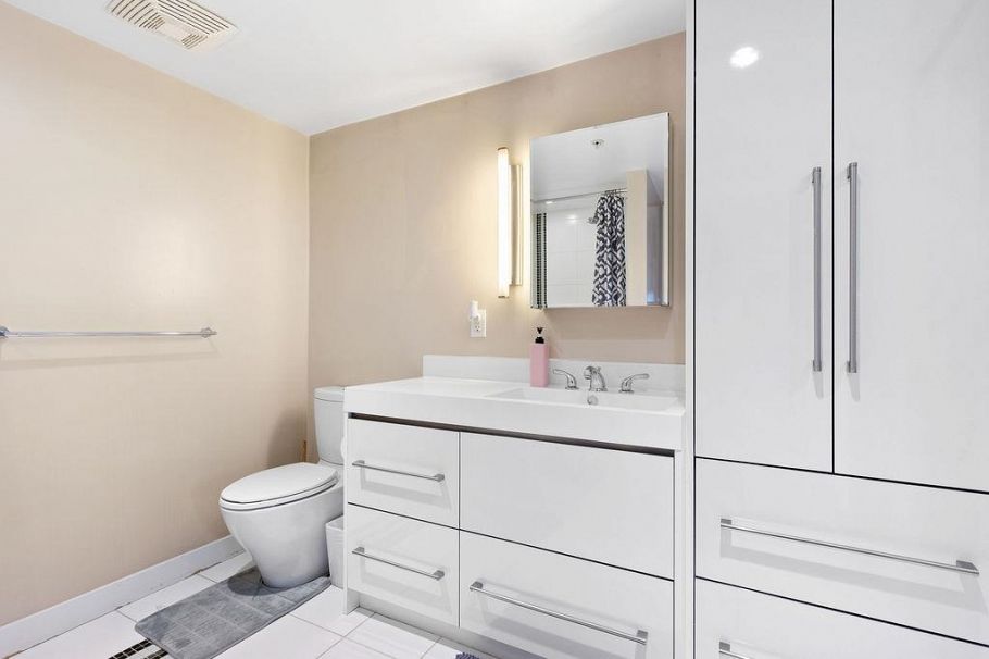 406 718 Main Street Vancouver, BC - 17