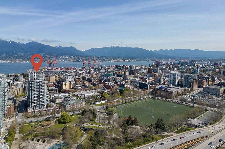 2107 550 Taylor Street Vancouver, BC - 1