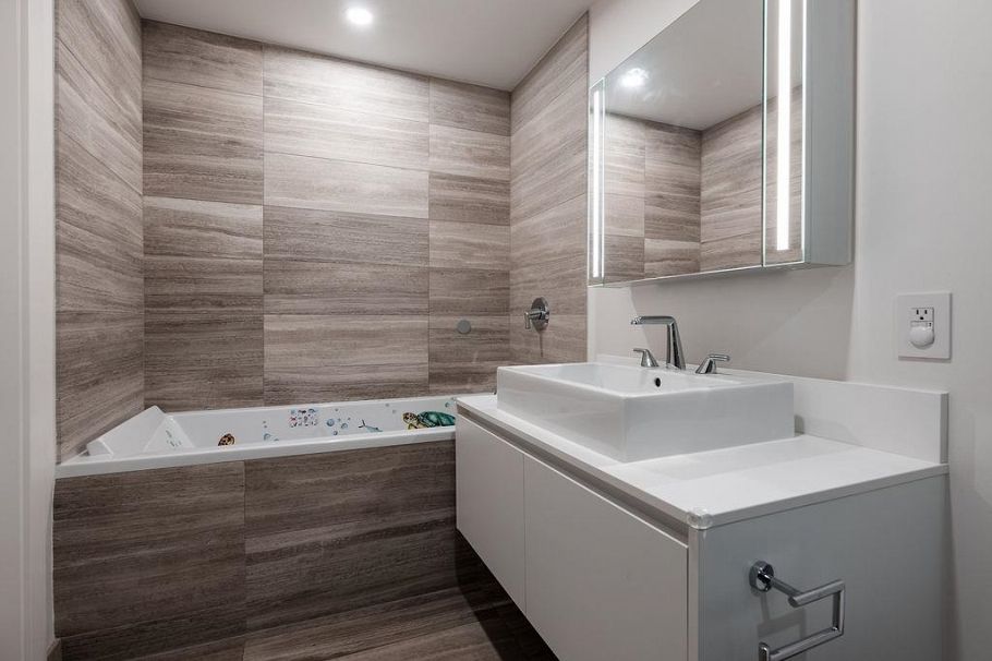 4208 1480 Howe Street Vancouver, BC - 14