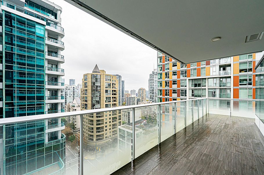 1502 1335 Howe Street Vancouver, BC - 19