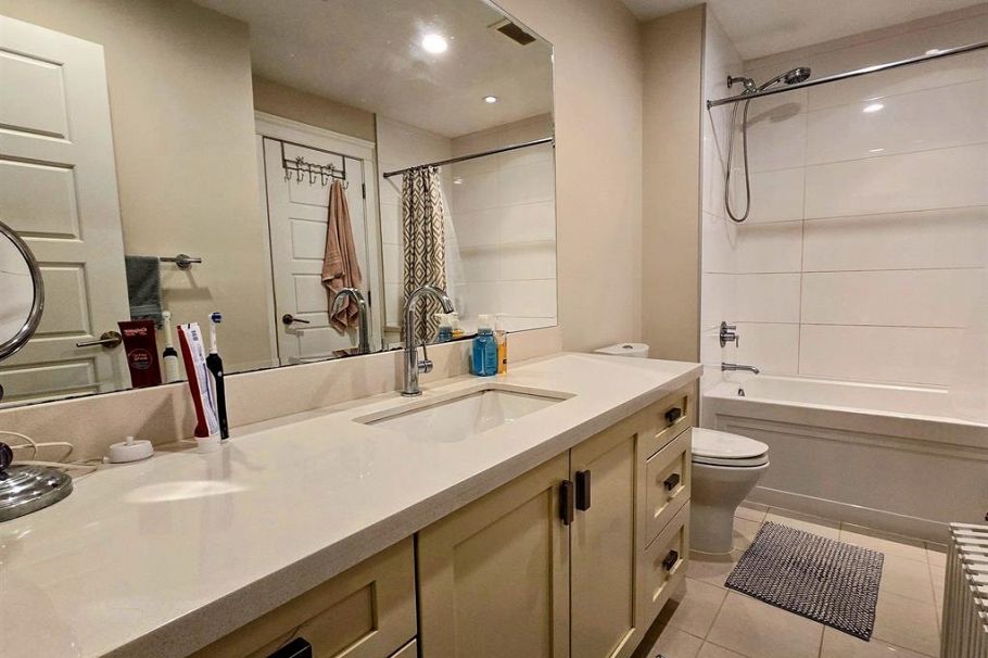 5467 Dunbar Street Vancouver, BC - 14