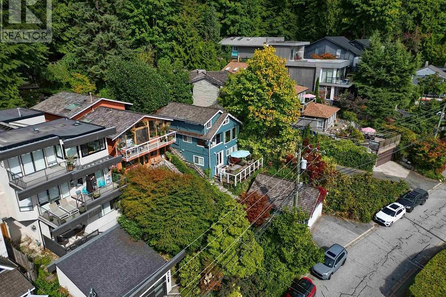 2621 PANORAMA DRIVE, North Vancouver BC V7G 1V7 North Vancouver, BC - 16