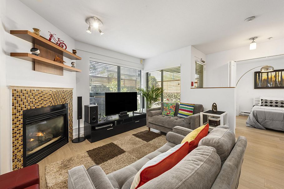 2388 Alder Street Vancouver, BC - 2