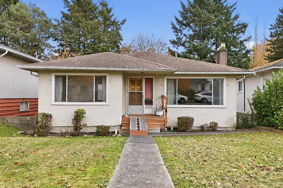 5878 Argyle Street Vancouver, BC - 2