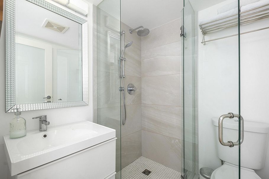 2107 550 Taylor Street Vancouver, BC - 18