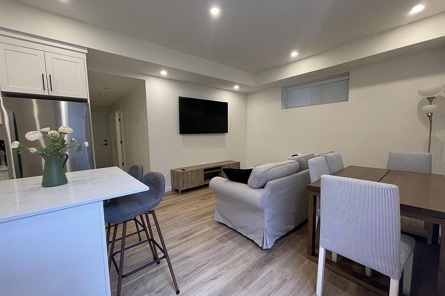 208x 37TH AVENUE, Vancouver BC V5P 1G3 Vancouver, BC - 5