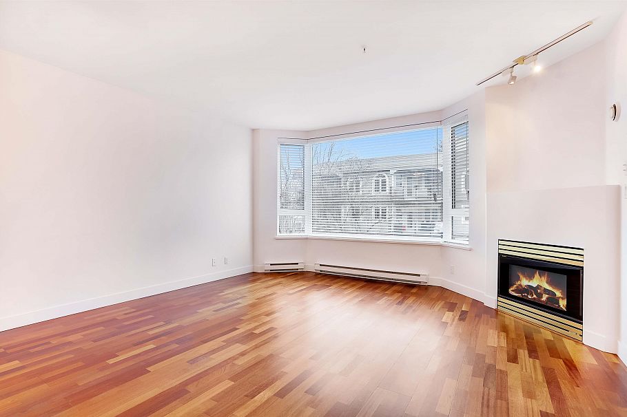 203 1688 Cypress Street Vancouver, BC - 4