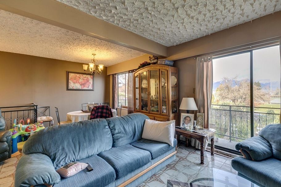 3254 E 5th Avenue Vancouver, BC - 18