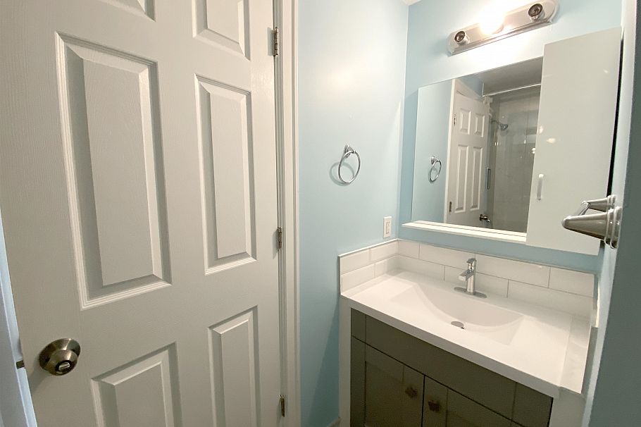 3305B E 25TH AVENUE, Vancouver BC V5R 1J7 Vancouver, BC - 9