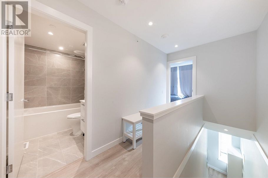 100 5370 CROOKED BRANCH ROAD ROAD, Vancouver BC V6T 0E6 Vancouver, BC - 4