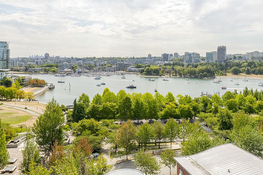 1207 1408 Strathmore Mews Vancouver, BC - 9