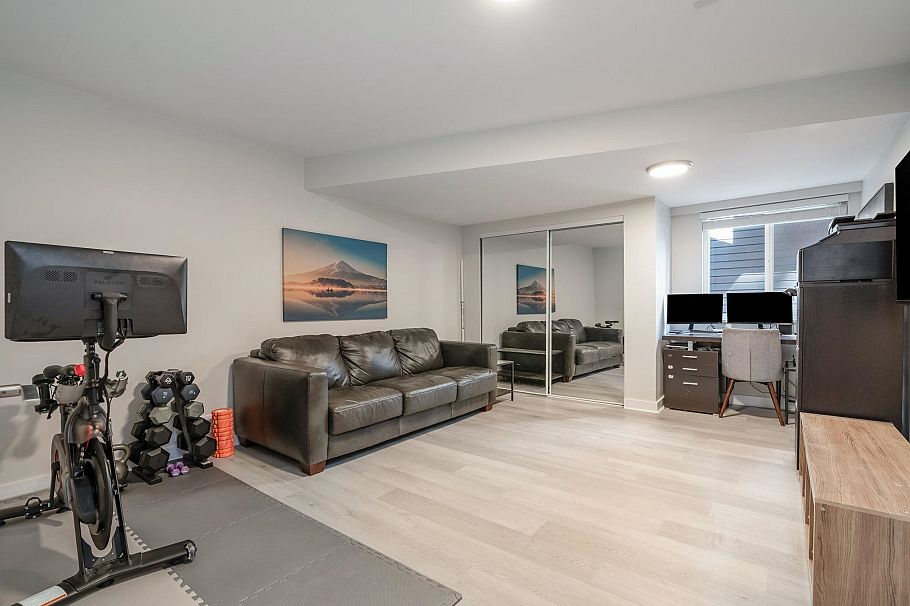 625 Seymour Court North Vancouver, BC - 28