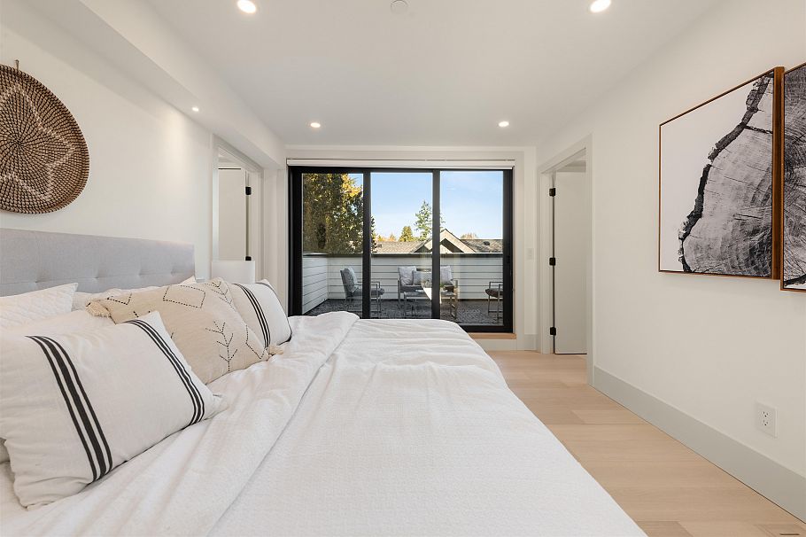 1 365 E 33rd Avenue Vancouver, BC - 25